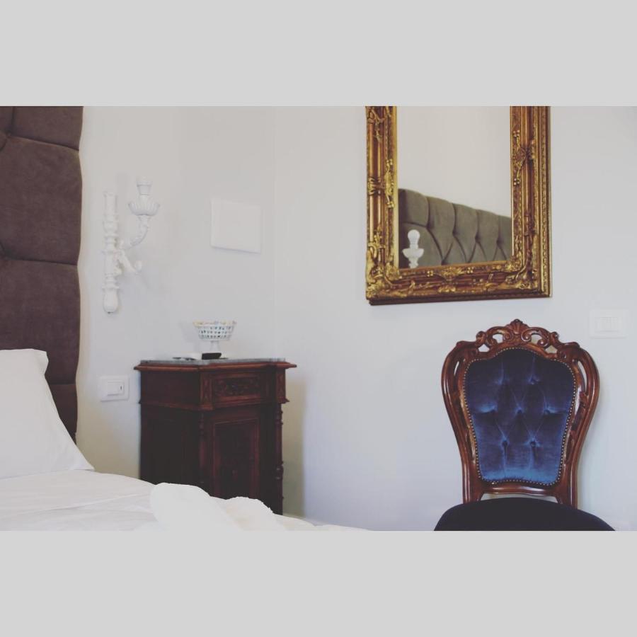 Palazzo Sama Bed & Breakfast Катандзаро Екстериор снимка