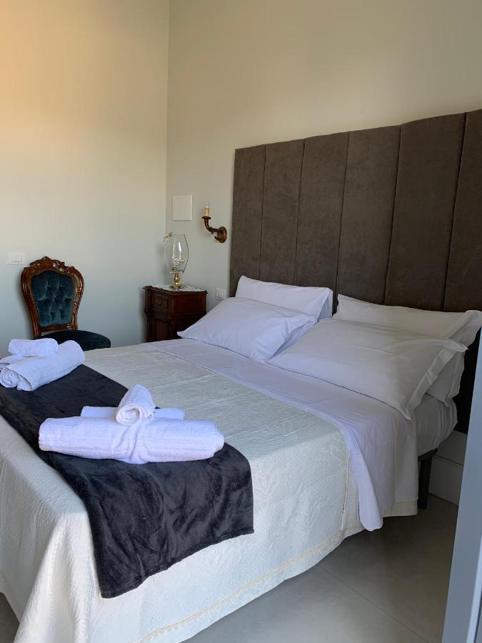 Palazzo Sama Bed & Breakfast Катандзаро Екстериор снимка