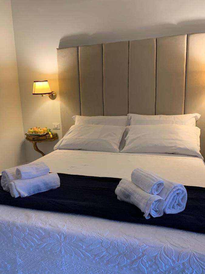 Palazzo Sama Bed & Breakfast Катандзаро Екстериор снимка