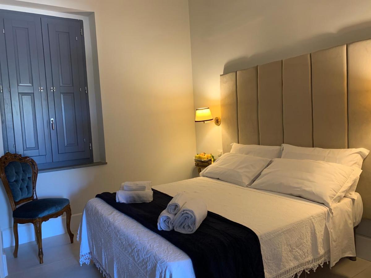 Palazzo Sama Bed & Breakfast Катандзаро Екстериор снимка